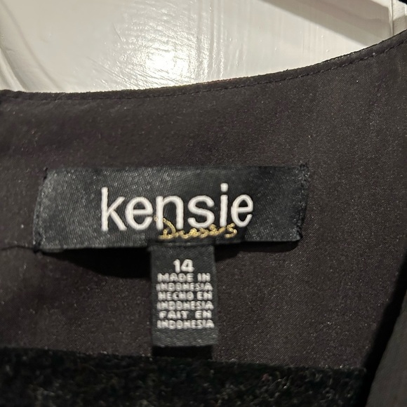 Kensie Floral and Ruffle Dress - Picture 2 of 3